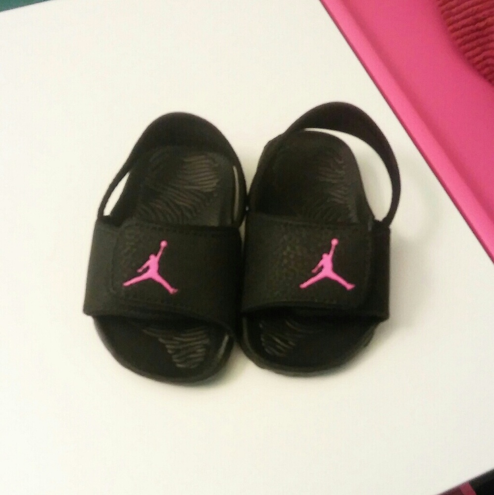 jordan slippers for lil girls